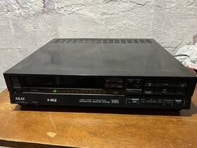 Akai Vs-111u Vs-112u Video Cassette Recorder Vcr Vhs Vintage Made In Japan