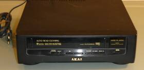 Akai Vs-r120edg Vs-r120 Edg / Vhs Video Recorder Pal And Mesecam /220v