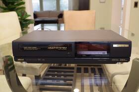 Akai Vs-x475egn Multi System Vcr Ntsc Pal Secam / Clean