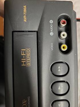 Audiovox Avp-7280a Car Vcr Mobile Video Cassette Player Vhs Lighter