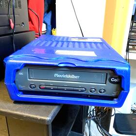 Colt Vcp1400c Rare-vtg Vcr Vhs Player Movie Store Commercial Rental With Case Blockbuster