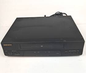 Daewoo Dv-k284n Vhs Vcr Video Cassette Recorder - No Remote Tested