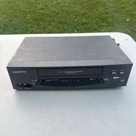 Daewoo Dv-td8dn Dv-t8dn Vhs Vcr 4 Head Video Cassette Recorder Tested Working No Remote