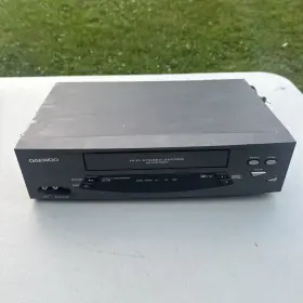 Dv-td8dn Daewoo Dv-t8dn Vhs Vcr 4 Head Video Cassette Recorder Tested Working No Remote