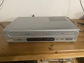 Dv6t834b Daewoo Model Vcr Dvd Combo No Remote Works - Does Not Work
