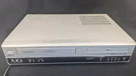 Dv6t844b Daewoo Vcr Dvd Combo No Remote Read Parts Or Repair