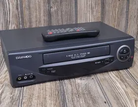 Dvk-87n Daewoo Vcr Vhs Player Recorder 4-head Hi Fi Stereo Tested With Remote