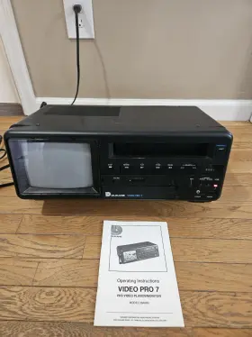 28a300 Dukane Video Pro 7 Vhs Monitor Combo Player For Parts Repair As Is