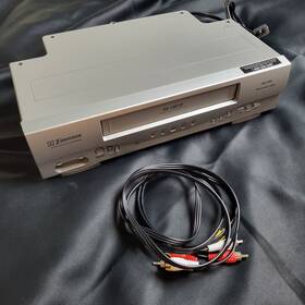 Emerson Ewv403a Vhs Vcr Player Remote Not Included Works Great Av Cable