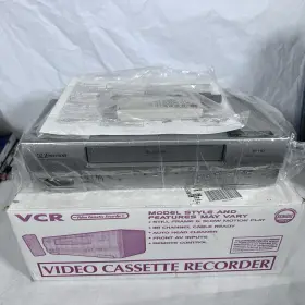 Rewv403a Emerson Vintage 4 Head Vcr Video Cassette Recorder Brand New Open Box