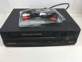 Emerson Vcpr200 Vcr Player/recorder With Selective Recording And Digital Autotracking