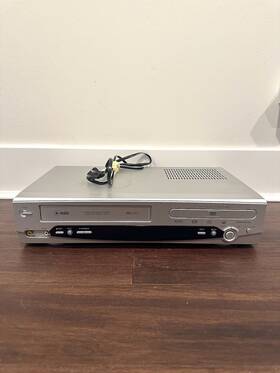 Esa E4000 Dvd Vcr Combo 4 Head Hi-fi Stereo Vhs Player. No Remote