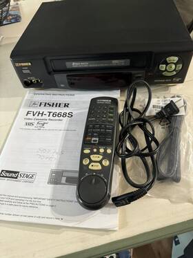Fisher Fvh-t668s Vcr Vhs Video Cassette Recorder Remote Cords And Manual Working