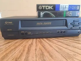 F220la Funai Vcr Video Cassette Recorder F220 Clean / Tested - With 2 New Vhs Tapes F220la Funai Vcr Video Cassette Recorder F220 Clean / Tested - With 2 New Vhs Tapes