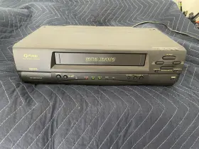 F220lc Funai Video Cassette Recorder Vcr Tape Ejects Power Does Work