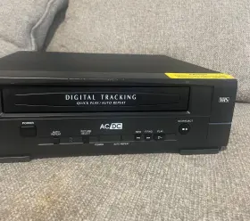Mfv209c Funai Ac/dc Vhs Player Model Ac 120 V Dc 13.2 Cord Only / No Remote