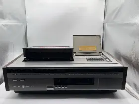 1vcr2018w Ge 1vcr3018w Vintage 1980 S Top Load Vcr Powers On As Is Parts Or Repair Read