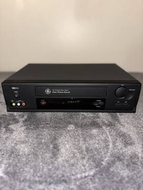Ge Gv4269 Hi-fi Stereo Four Head Clear Picture Search Vhs Hq Vcr Player
