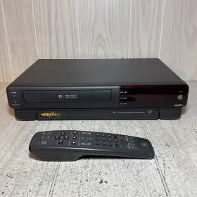 Vg4019 Ge General Electric Vcr 4 Head Pro-fect Vhs Working W Remote
