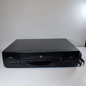 Vg4267 Ge Vcr Video Cassette Recorder Vhs Player 4 Head - Tested And Works Black