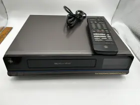 Vg7920 Ge Vcr 4-head Vhs Player Tested And Working/ With Remote