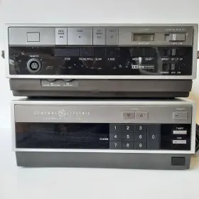 1cvd4020x General Electric Vintage Vcr 4 Head Vhs Recorder Tuner Adapter Japan 1cvd4020x General Electric Vintage Vcr 4 Head Vhs Recorder Tuner Adapter Japan