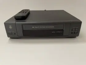 Vg2053 General Electric Vhs Vcr Player With Remote Tested Works Great
