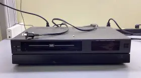 53272850 Goldstar Vhs Player And Recorder
