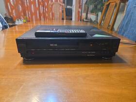 Goldstar Ghv-1900m Vcr Model Vhs Player/recorder-with Remote-tested Works