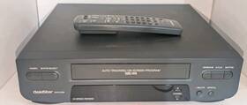 Goldstar Gve-e235 Vhs Vcr Cassette Player Gvr-e235 With Remote Tested Working Vg