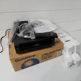 Gvp-b135 Goldstar Vtg Ac/dc Vhs Video Cassette Player Remote Original Box Read Gvp-b135 Goldstar Vtg Ac/dc Vhs Video Cassette Player Remote Original Box Read
