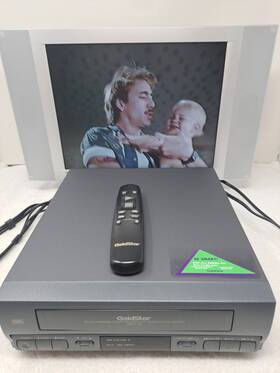 Goldstar Gvp-e130 Vintage Video Cassette Player Vhs Tested Working