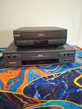 Goldstar Gvr-435 Gvr-c435 And Gvp-f130 Vcr Lot For Parts Or Repair F130 Works Wonftt Eject