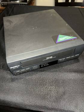 Goldstar Hsu130 Vintage Gvp-f130 Vhs Hq Player - Not Tested No Remote