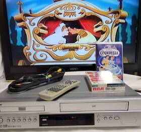 Goldstar Vm681m Dvd Player Video Cassette Recorder W Remote And More Fully Tested
