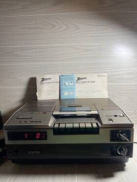 Hasbro Kr9000w Vintage Zenith Video Director Cassette Recorder With Remote Untested