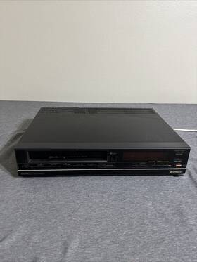 Hitachi 2355a Vcr Vt-2355a Vhs Player Video Recorder Parts Or Repair Only No Remote