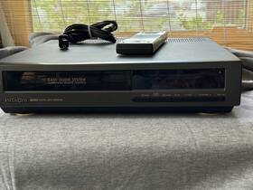 Hitachi M260 Vintage Vcr Player With Remote