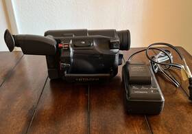 Hitachi Vm-e110a Parts Only Video Recorder