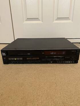 Hitachi Vt-168em Multi System Vhs Vcr Ntsc Pal Turns On For Parts Not Working