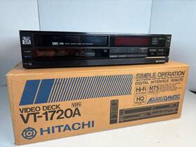 Hitachi Vt-1720a Vcr With Original Box And Remote Control No Power