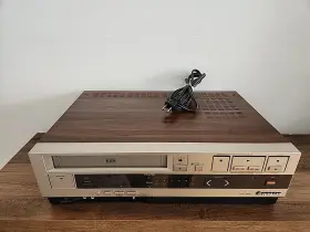 Vt-33a Hitachi Vintage Video Deck Vcr Made In Japan Not Fully Tested