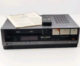 Vt-38em Hitachi Multi-system Vcr Deck Pal/ntsc/secam Partially Tested Parts Only