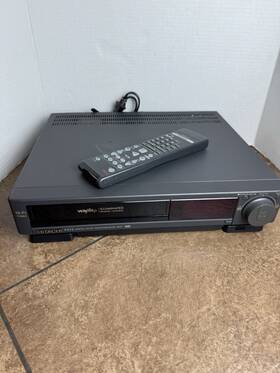 Hitachi Vt-f327a Vt-f372a Vcr Hifi Vhs System With Remote Parts Only -see Description
