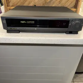 Vt-f372a Hitachi Vcr Plus Video Deck - Tested Very Clean F372 No Remote