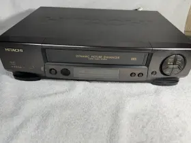 Vt-fx630av Hitachi Vt-fx630aw Vhs Vcr 4 Head Hifi Stereo Player Recorder No Remote Works