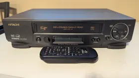 Vt-fx6519a Hitachi Vcr And Remote Tested Works Good Vt-fx6519a Hitachi Vcr And Remote Tested Works Good