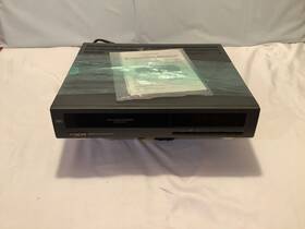 Hitachi Vt-m161a Vintage Vcr Vhs Tested Works Well See Video No Remote