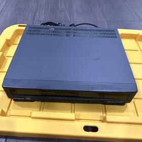 Hitachi Vt-m265a Vcr Vhs Player Only