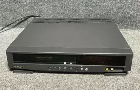 Vt-m281a Hitachi Video Deck Easy Graphic Menu Vhs In Black Color Without Remote